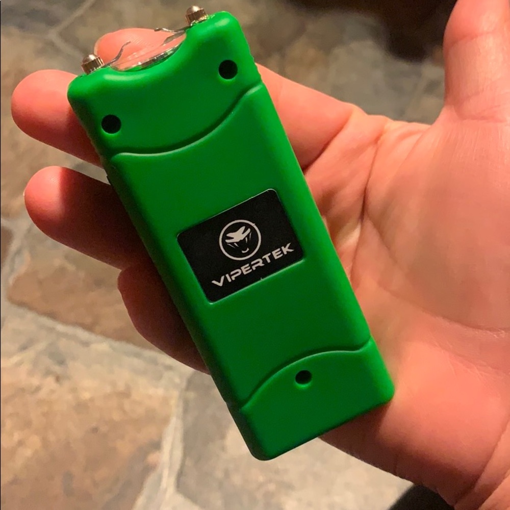 Mini taser NEW✨